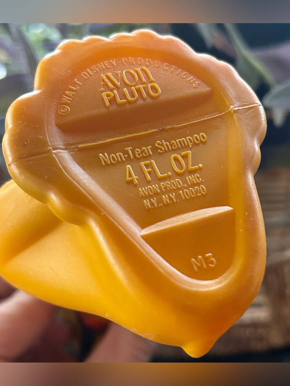Vintage Avon 1970s Disney Pluto "Non-Tear" Shampoo Bottle - Picture 6 of 9